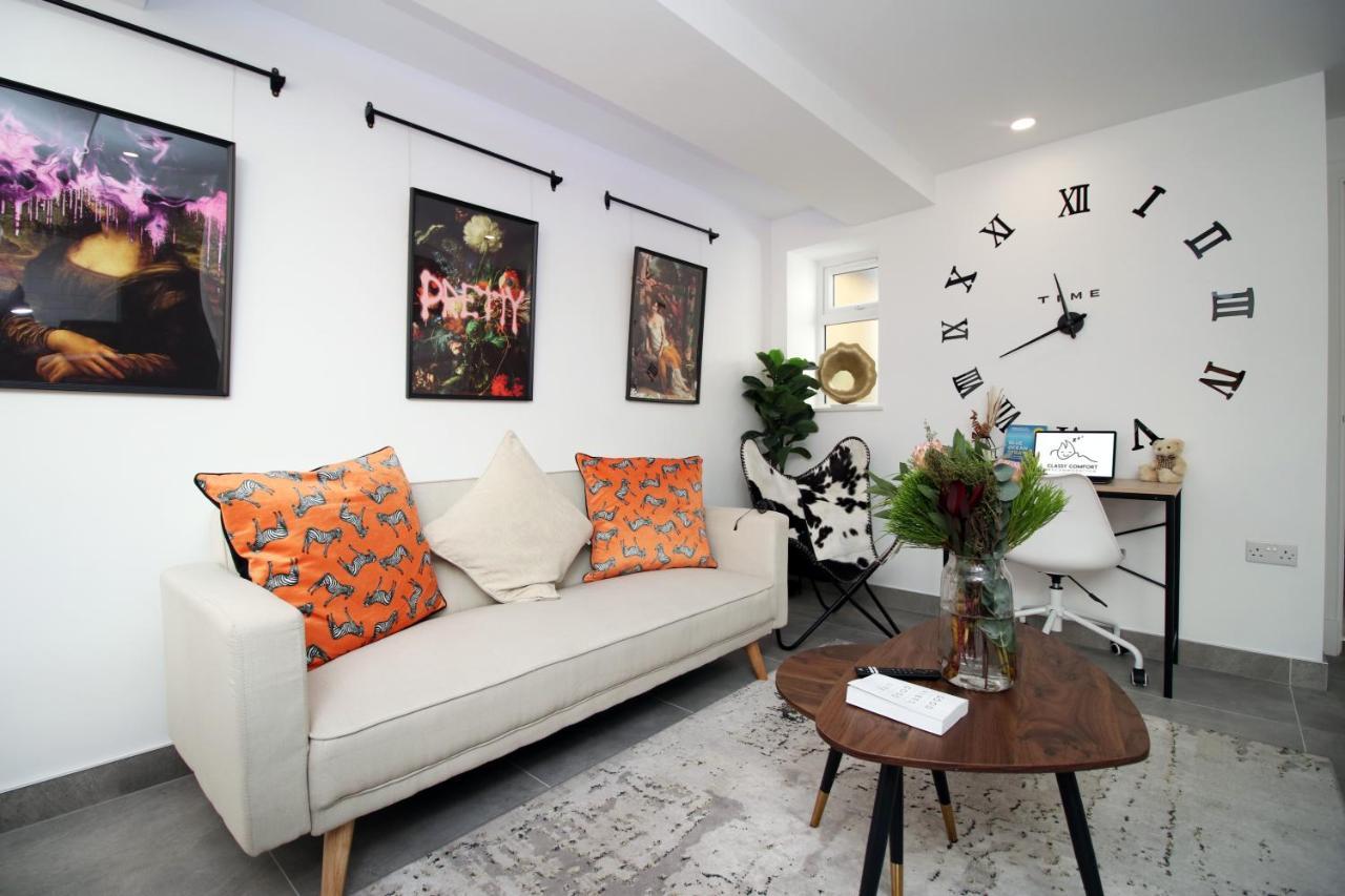 New Spacious 2 Bed Getaway - Private Courtyard! - Underfloor Heating Cardiff Ngoại thất bức ảnh