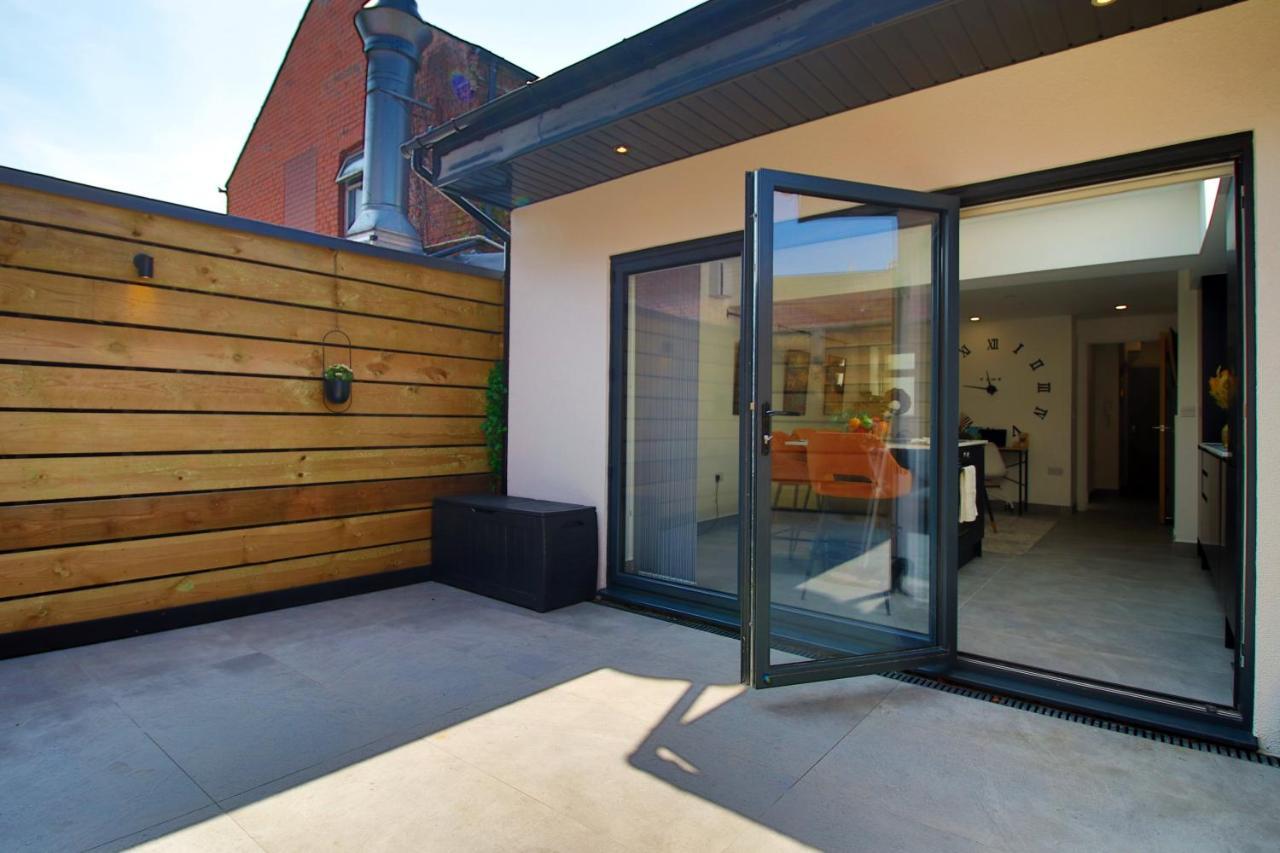 New Spacious 2 Bed Getaway - Private Courtyard! - Underfloor Heating Cardiff Ngoại thất bức ảnh