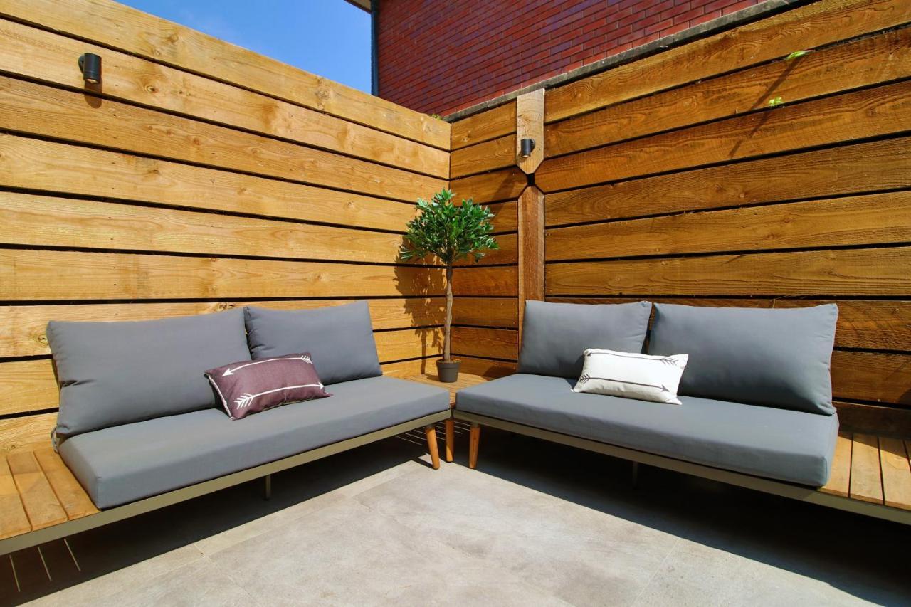 New Spacious 2 Bed Getaway - Private Courtyard! - Underfloor Heating Cardiff Ngoại thất bức ảnh